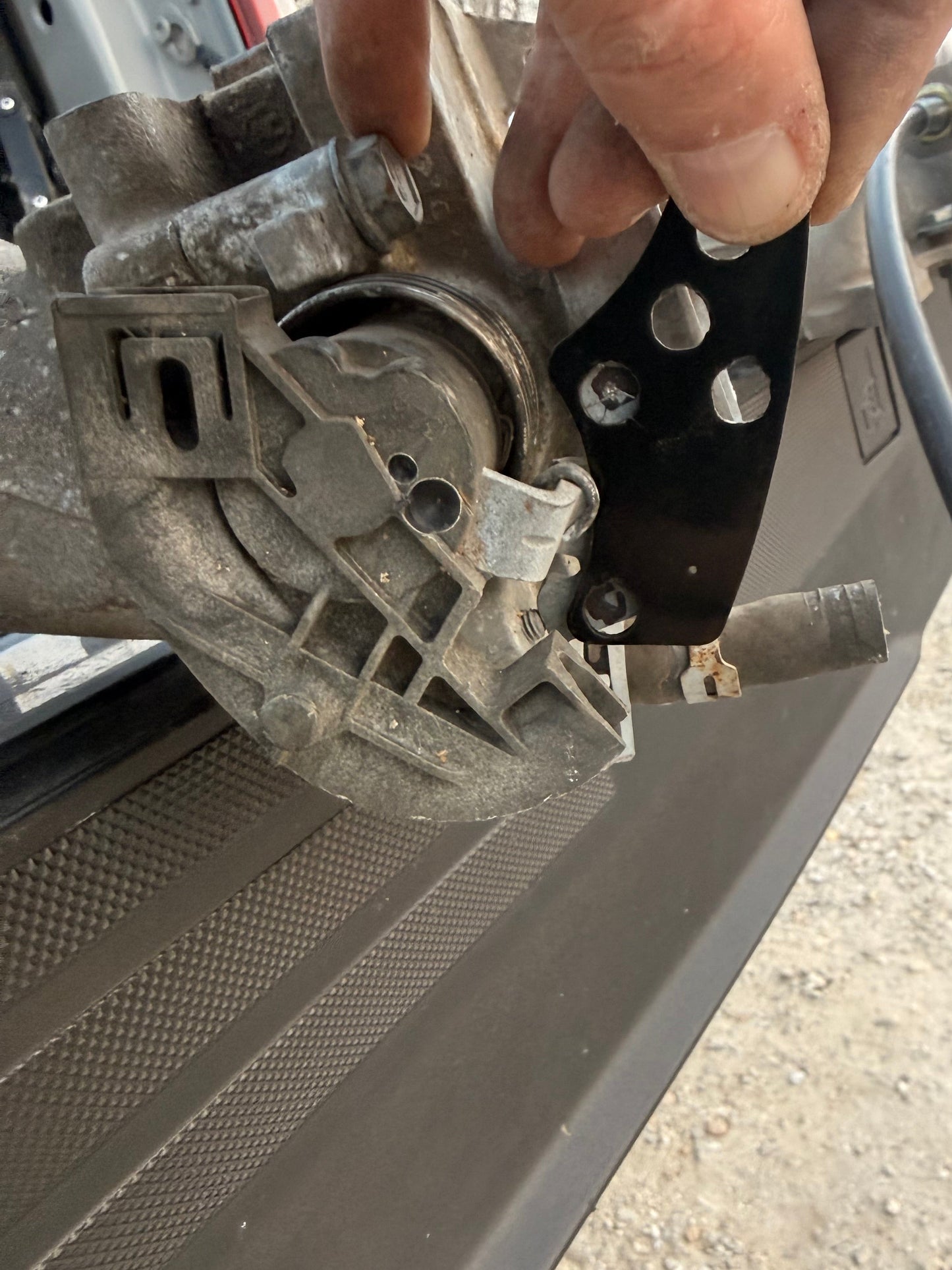 LMMF Adjustable 3100/3400 throttle bracket